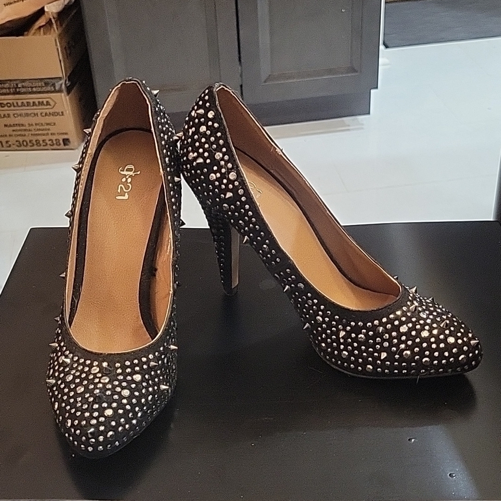 g21 Studded Rhinestone Heels - Picture 4 of 9